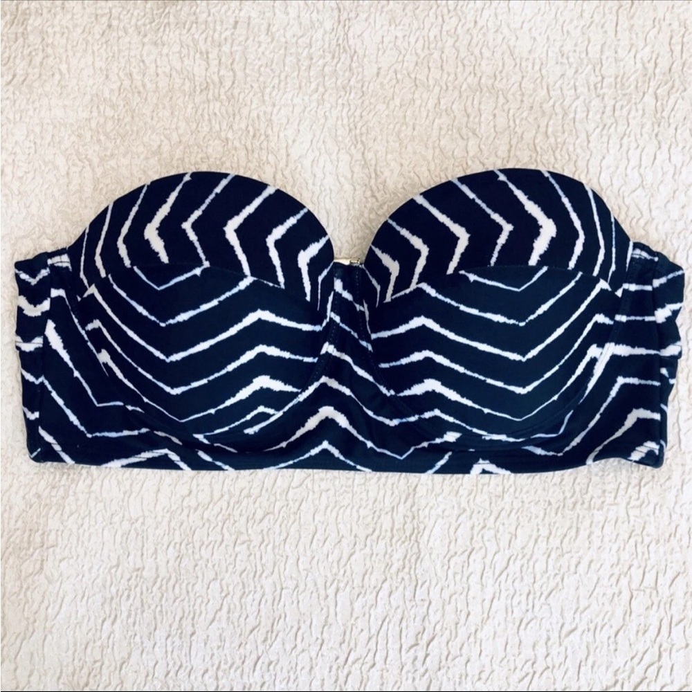 Retro Style Strapless Bandeau Bikini Top Medium